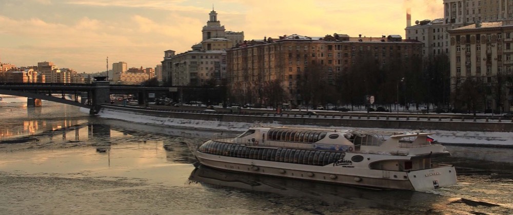 Cruise on the Moscow river.